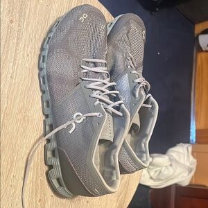 ON Running Gray Sneakers